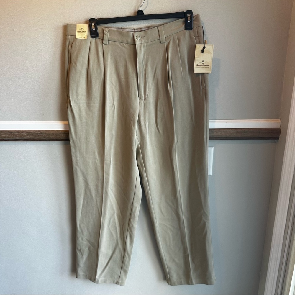 Tommy Bahama St Thomas Khaki 100% Silk Pleated Pants​​